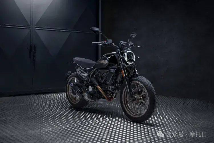 杜卡迪发布2025款Scrambler Full Throttle,古铜色标志复古味外露