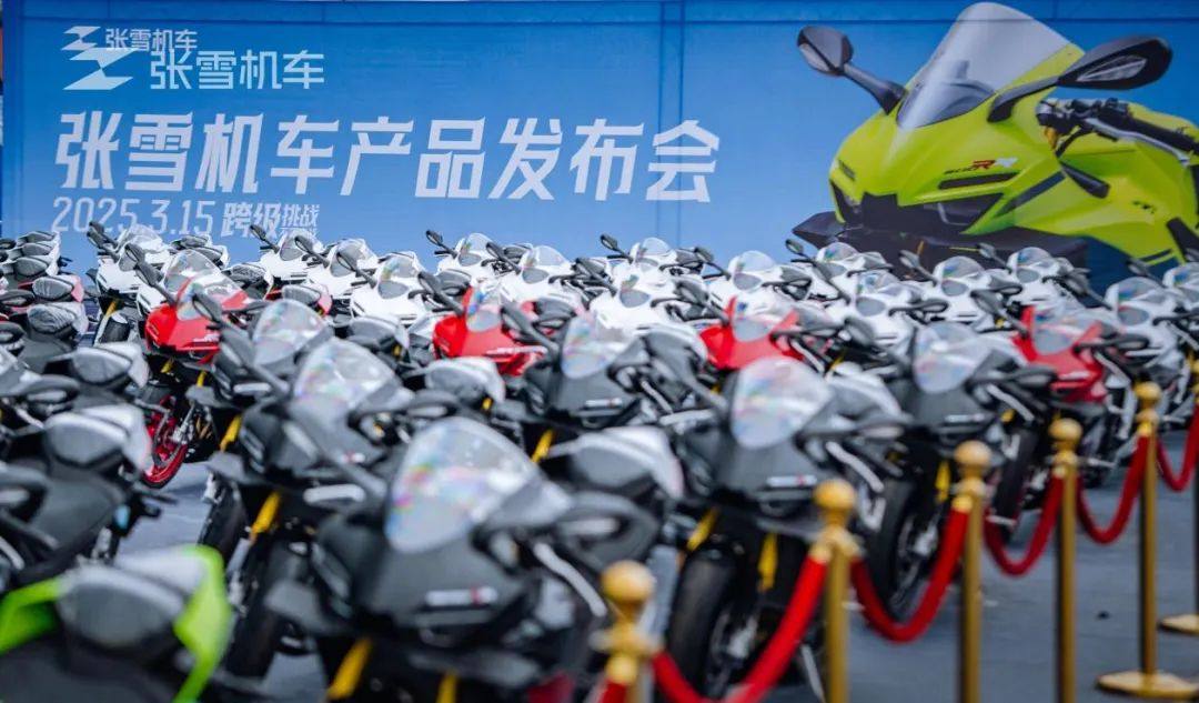 中小排四缸仿赛混战开启,谁浑水摸鱼?谁堪托重命?