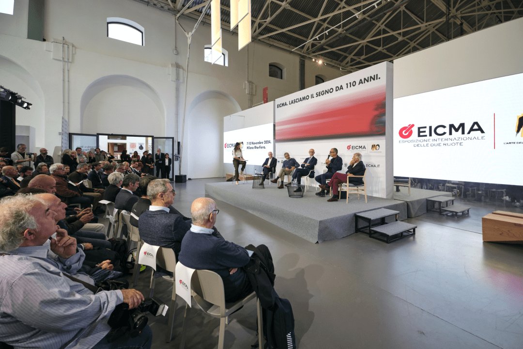 EICMA 2024 米兰车展 110 周年纪念展(上):古车篇