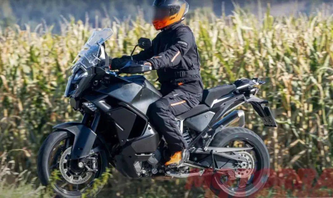 KTM又双叒叕有新车路试,新的1390 RALLY,首次亮相神秘1490 ADV