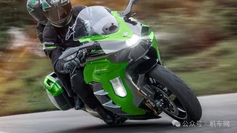 配置到顶，川崎将发布Ninja H2 SX SE 2025款！