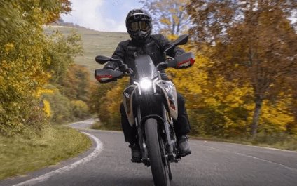 贝纳利发布26款BKX125入门探险车...