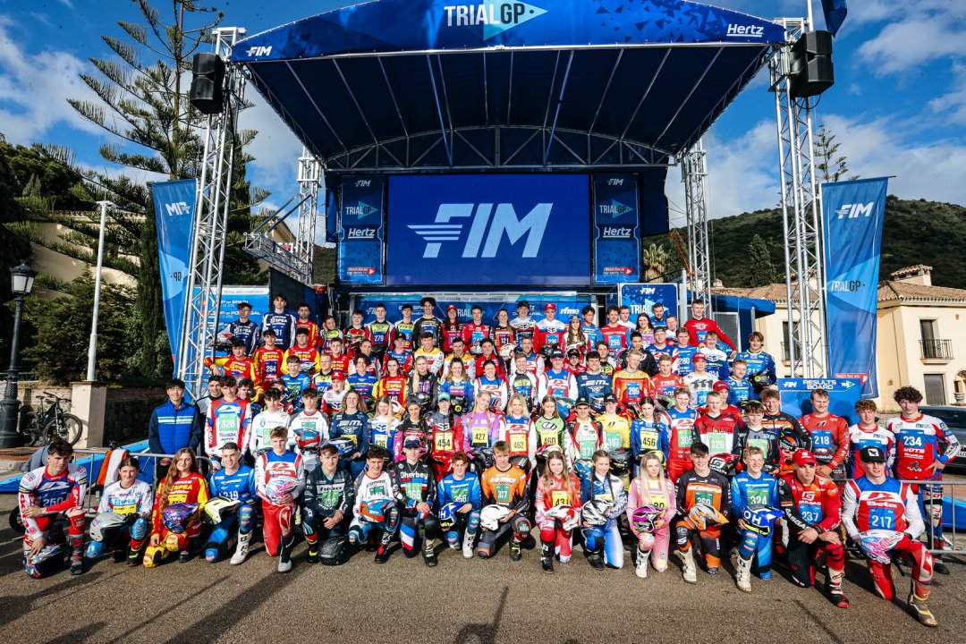 FIM TrialGP 障碍攀爬世界锦标赛 2025 揭幕战、车手合照