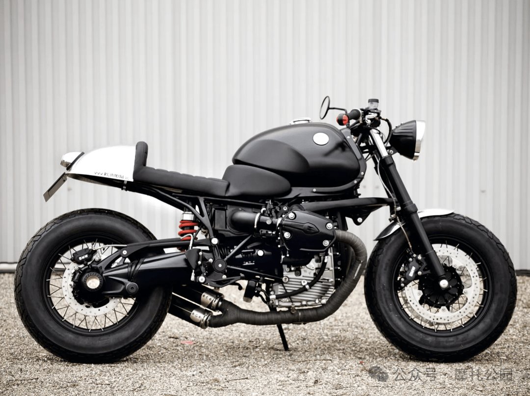疯狂改装:宝马R 1200 ST变身超炫Cafe Racer!