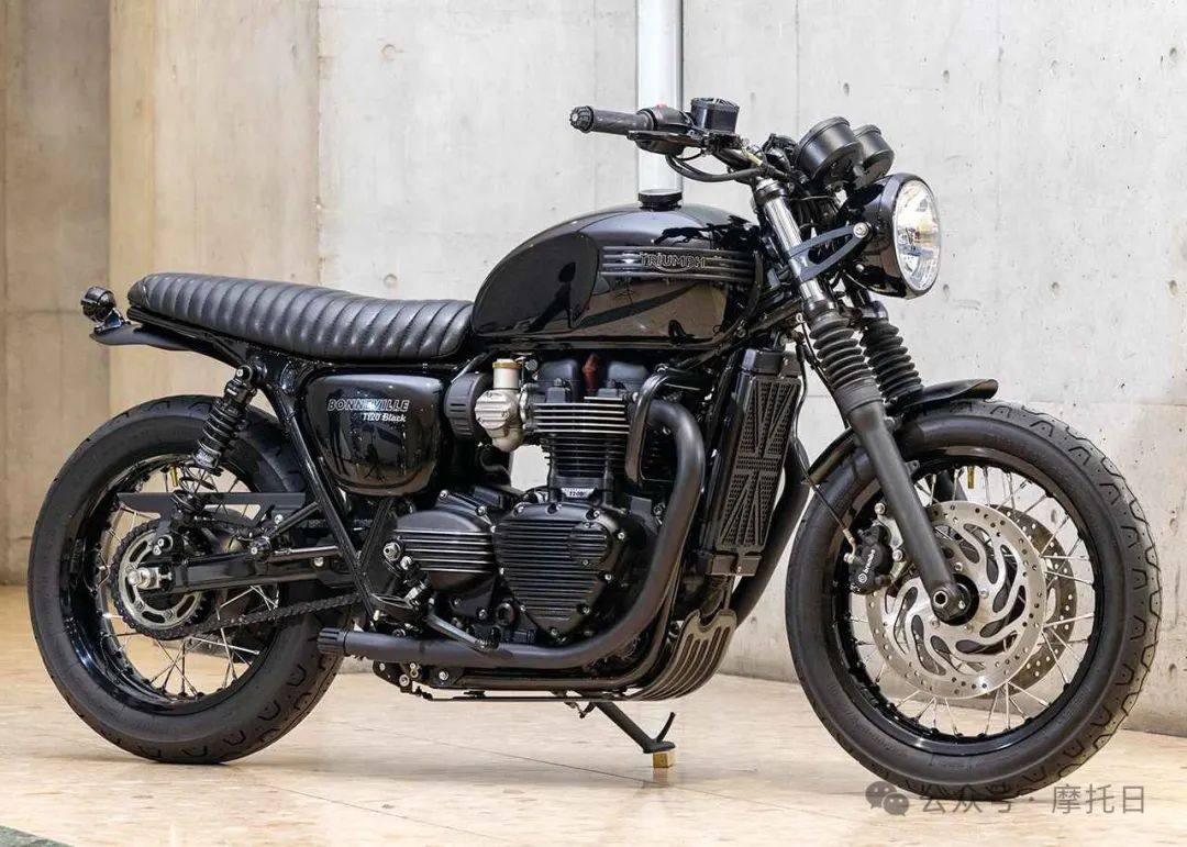 凯旋Bonneville T120 Mortone改装版,暗夜骑士坐骑