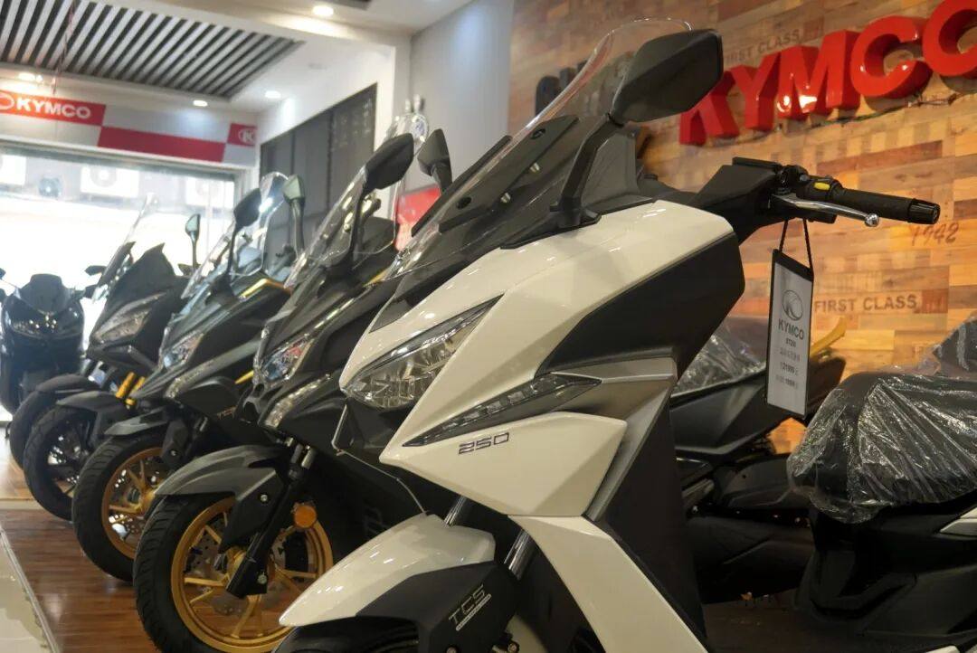 六年承诺 价格下探:光阳赛艇250,长期主义新标杆