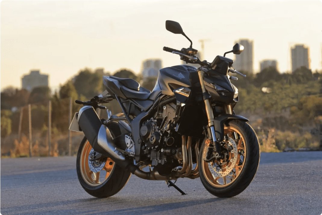 外媒评测:英国专业媒体路试2025 Honda CB1000 Hornet-真!黄蜂归来