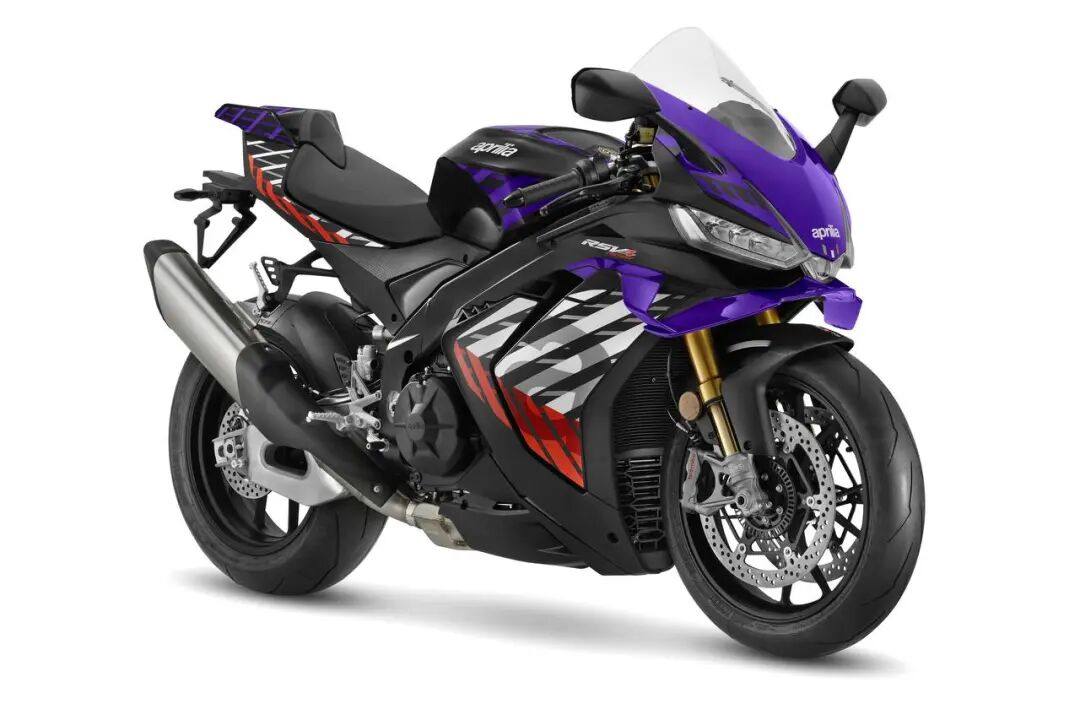 阿普利亚发布2026款RS V4 Factory,全新条纹涂装220匹马力