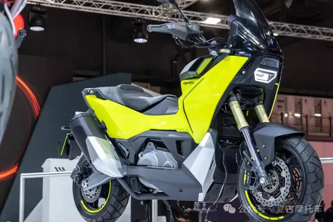 “铁甲蛹”踏板？KYMCO全新全路况踏板 CV-R5 | 新车