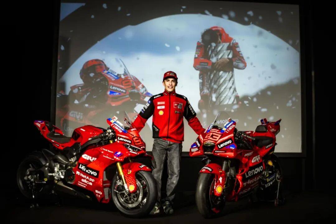 全球限量293台,杜卡迪Panigale V4马奎斯“战车”复刻版发布,售价74万元人民币