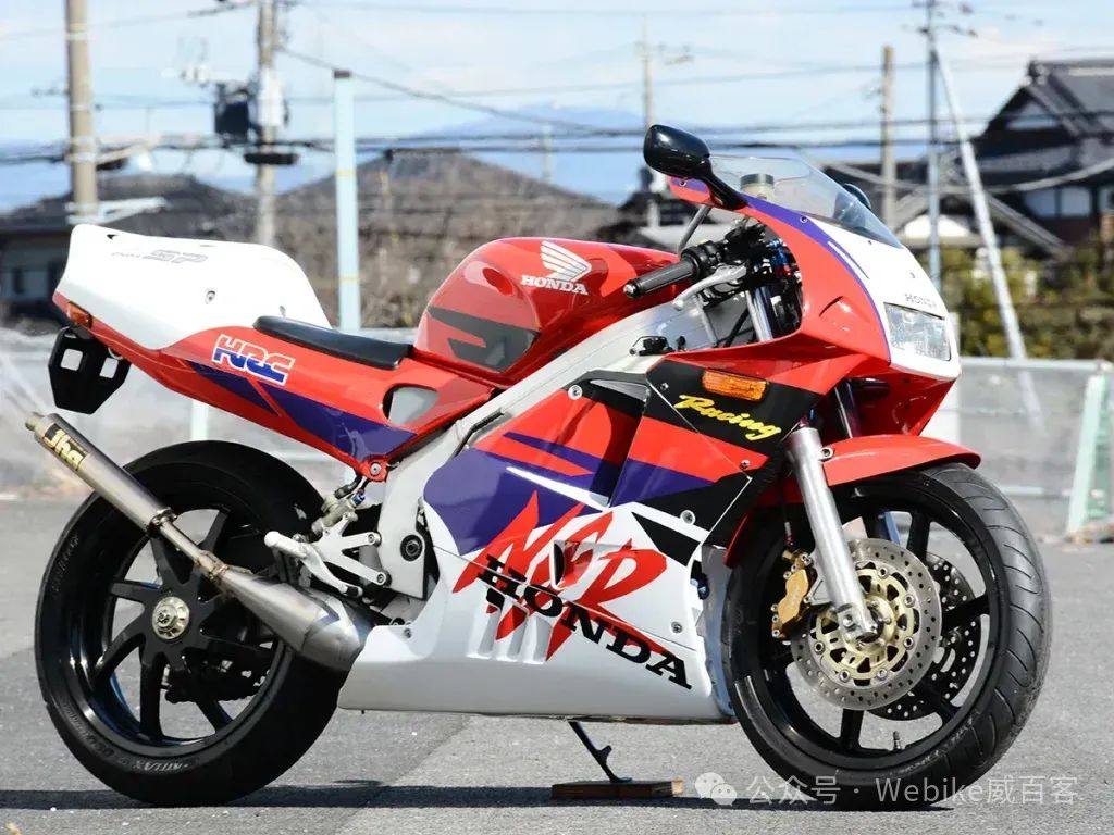 最强二冲程仿赛车「NSR250R SP」即使经过30多年依然魅力不减！