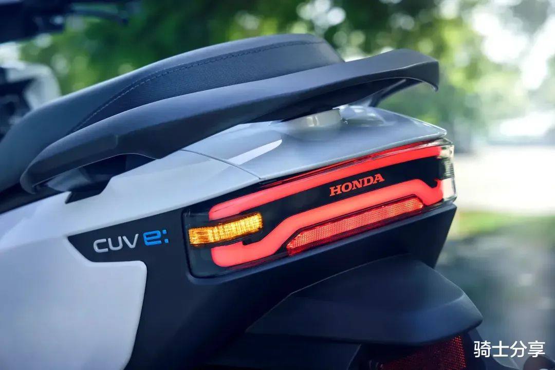 本田发布新型电动车CUV e,设计元素很新潮,续航可达140km