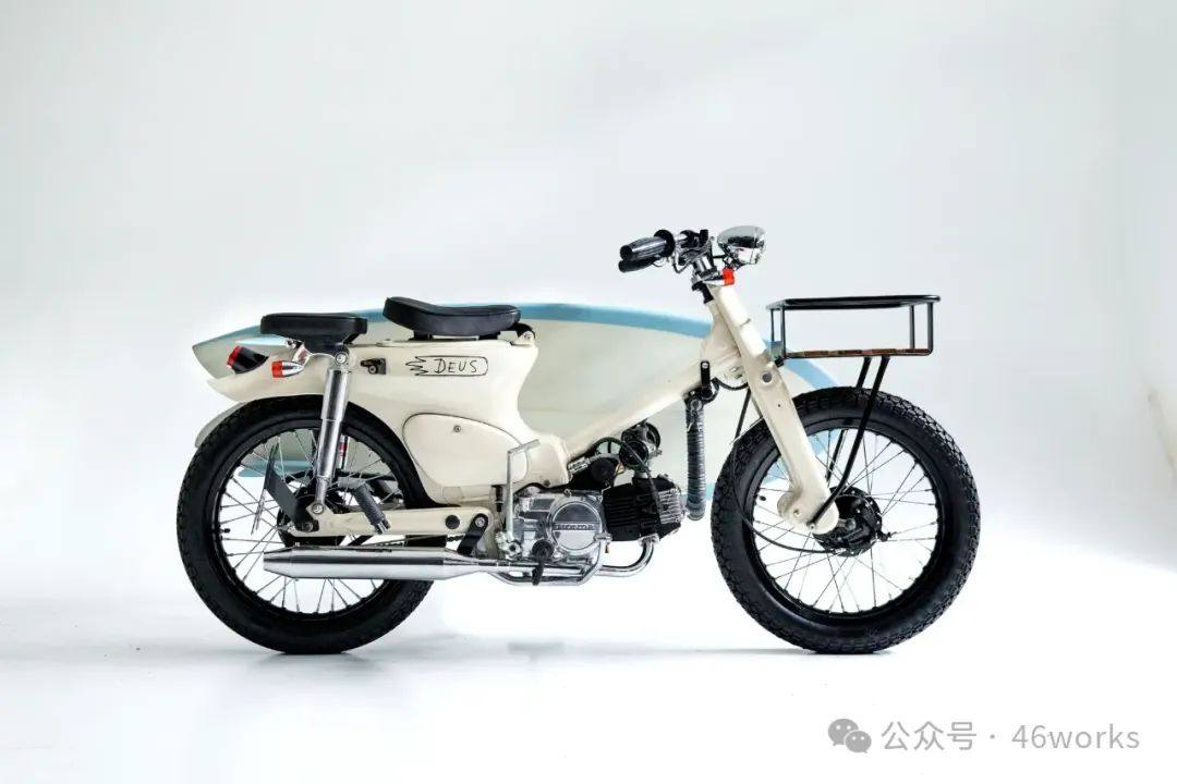 海滩骑士:Honda C70 | 每日一车