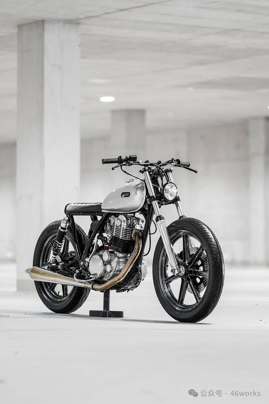 精悍力作:Yamaha SR500 | 每日一车