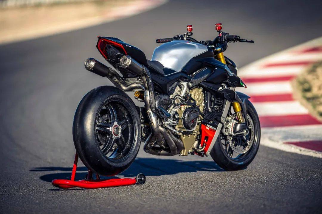 街霸之巅,Ducati Streetfighter V4 SP2