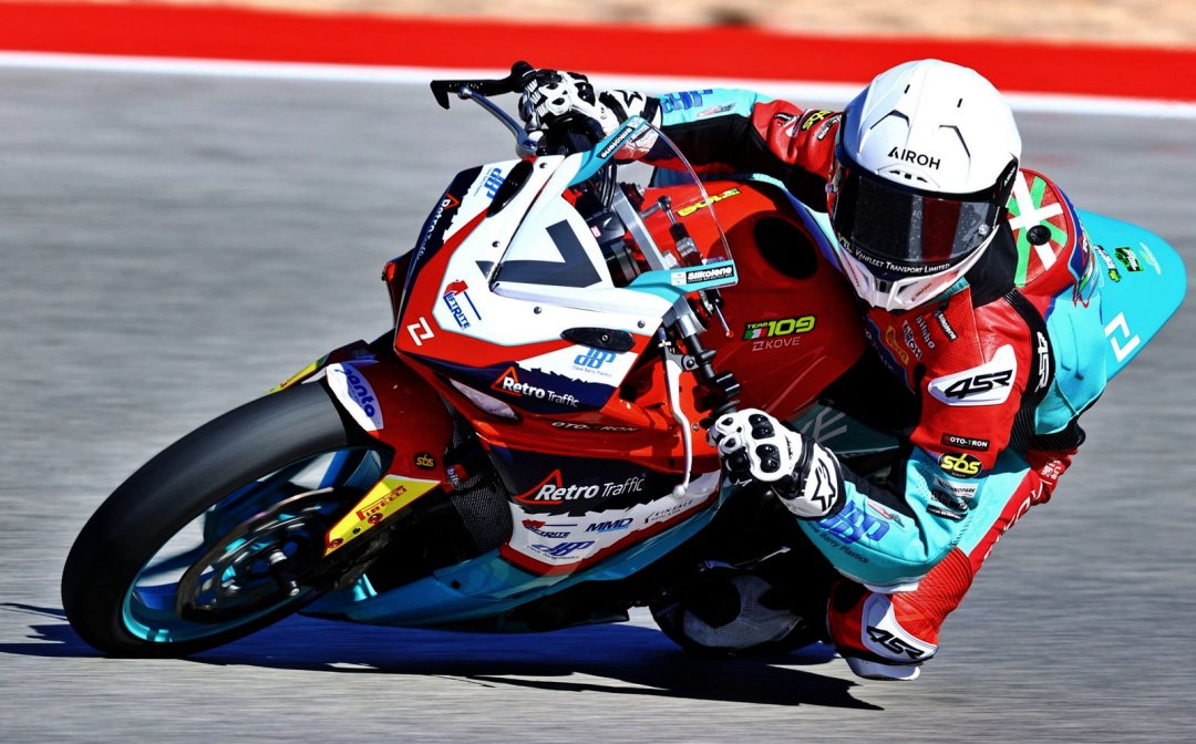 2025 WorldSSP300 揭幕战、凯越 321 RR-S 勇夺佳绩