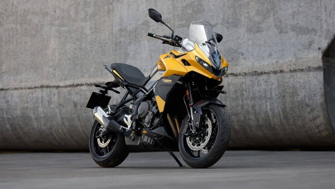 运动旅行老虎!凯旋推出全新中大排旅行车TIGER SPORT 800,明年上半年或将国内上市!