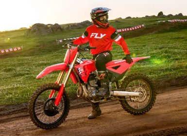 本田发布CRF450RWE性能版本...
