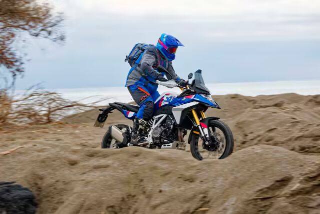 外媒体验2027款宝马F 450 GS