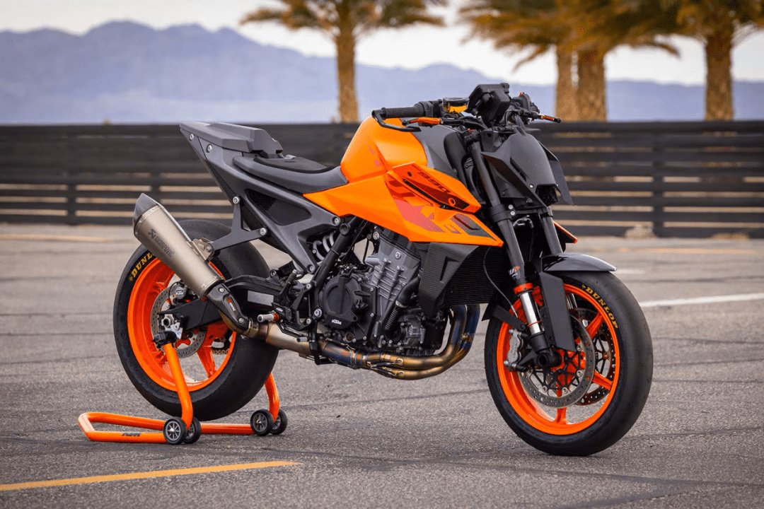 KTM 990 Duke 加利福尼亚赛道测评