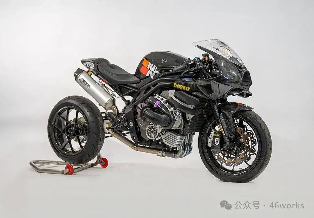 街头恶棍:Triumph Speed Triple RR