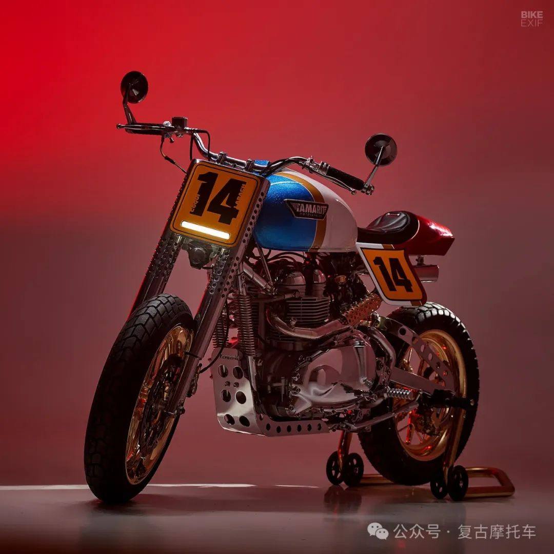 TRIUMPH BONNEVILLE SCRAMBLER  每日一车