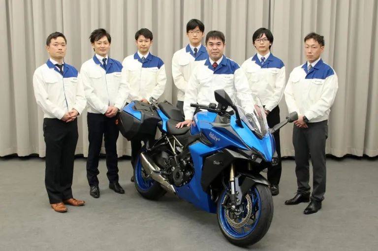 铃木支棱起来了!GSX-S1000GT总工程师亲赴轻骑工厂,为自研产品铺路