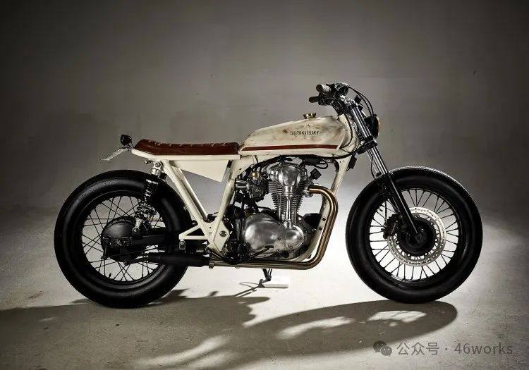 灵魂重塑：Kawasaki W650 | 每日一车