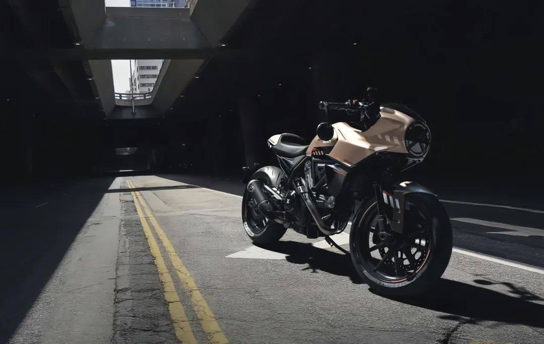 杜卡迪亮相两款新车型：拯救国内Scrambler行动?