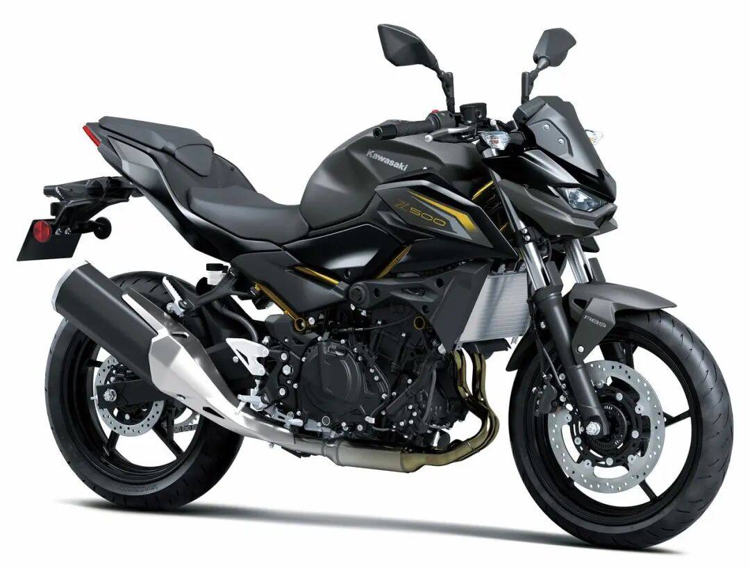 为街道而生!解析2026款川崎Z500:犀利外形下的轻松驾驭感,仅重167公斤