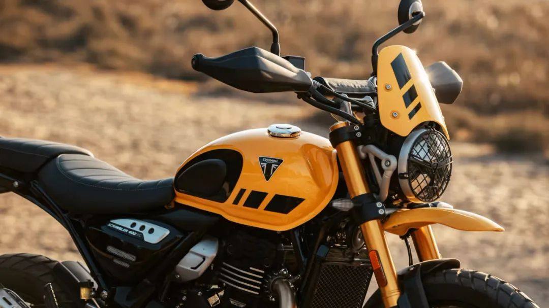 右手消息｜山西高速将拆除全体禁摩标志；雅马哈福颖上新；凯旋Scrambler 400XC 来了；摩托车后座不能带男人？