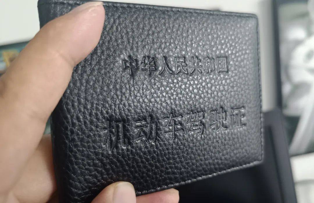 摩托驾照和汽车驾照能一起考吗?为什么C1不能骑摩托车?