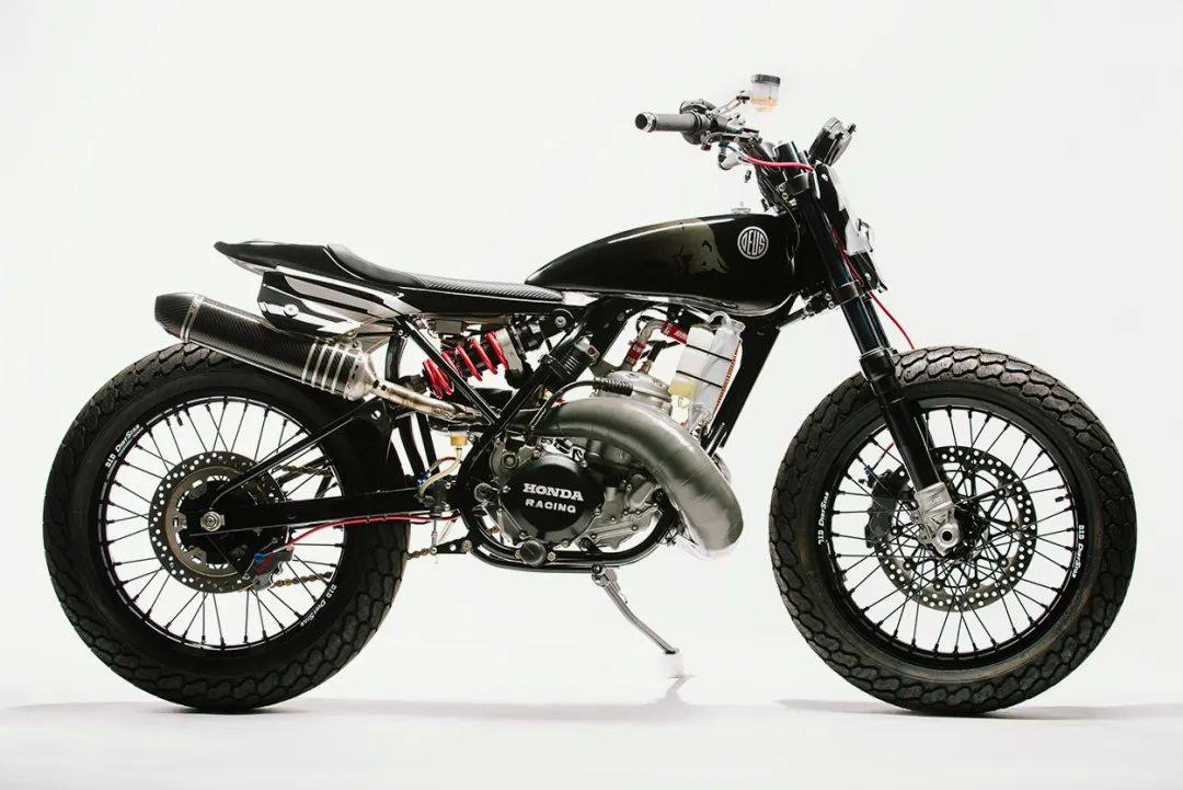 暴力美学：Honda CR500