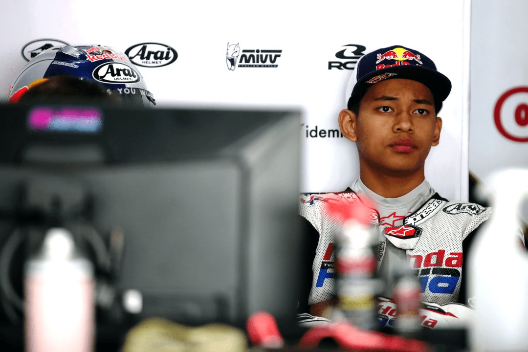 2026 MotoGP 巴西站:印尼车手普拉塔马登上 Moto3 颁奖台