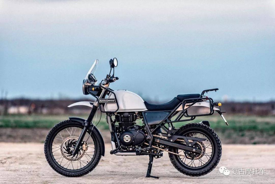 头灯不错!Royal Enfield Himalayan Scrambler | 每日一车