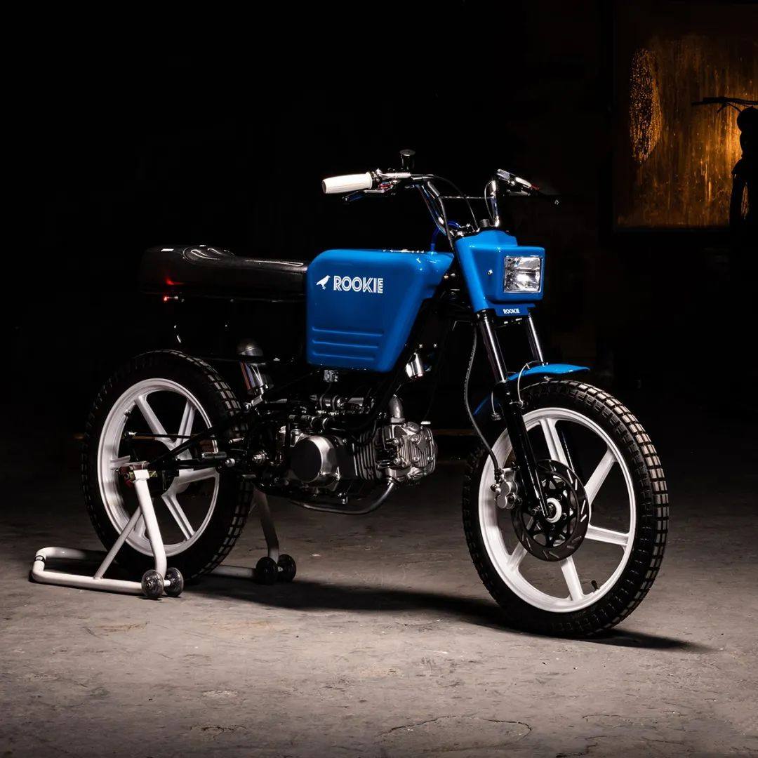 80年代魂：Honda PA50 Hobbit | 每日一车