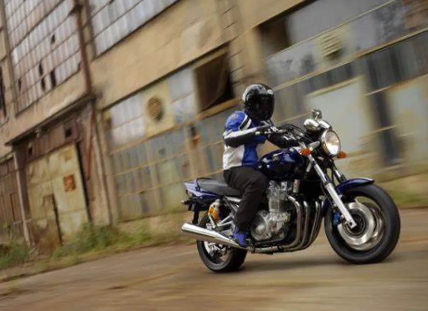 二轮考古学：雅马哈XJR1300编年史合集精校版