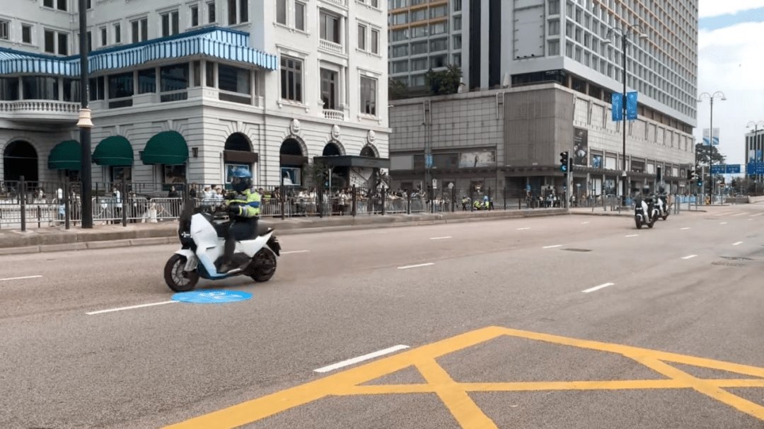 右手消息|浙江滑翔又来了;国产电摩入职港警护航编队;巴哈1000本田仍是老大;吴老臭叫板宝马象牌