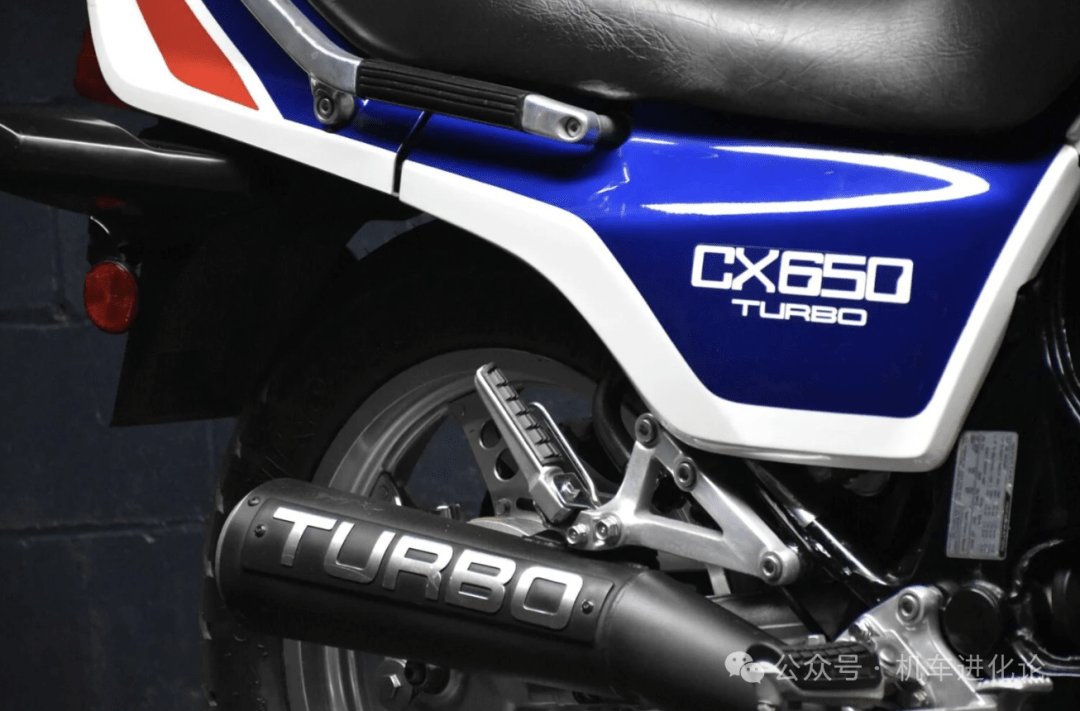 惊呆了!涡轮增压本田CX650 Turbo