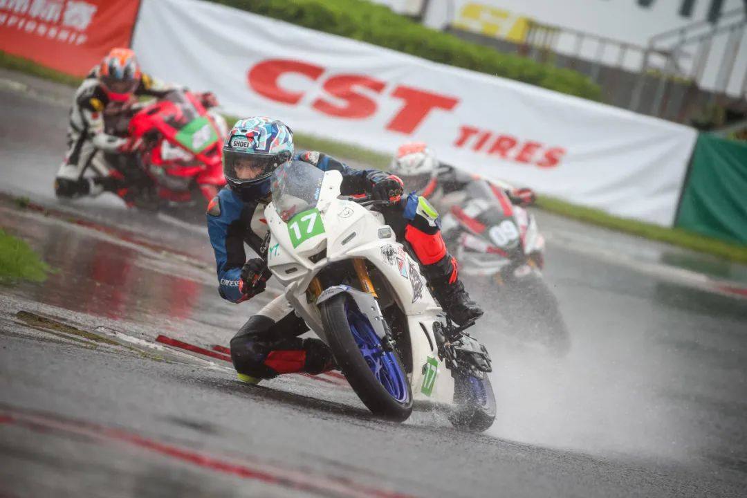 雨战尽显拼搏精神!2024 CRRC中国公路摩托车锦标赛圆满落幕