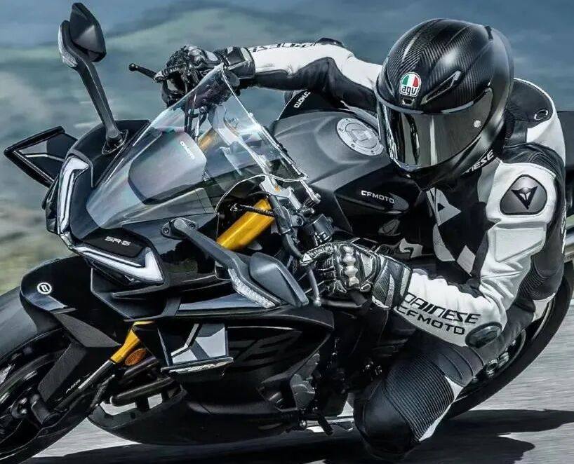 44980元,春风四缸街跑——750SR-S正式发布,配置再次拉满!