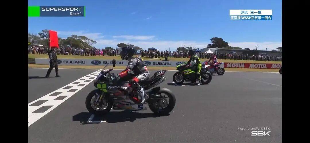 惜败弯道,锋芒难藏|WSBK首回合,张雪820RR 改写国际话语权