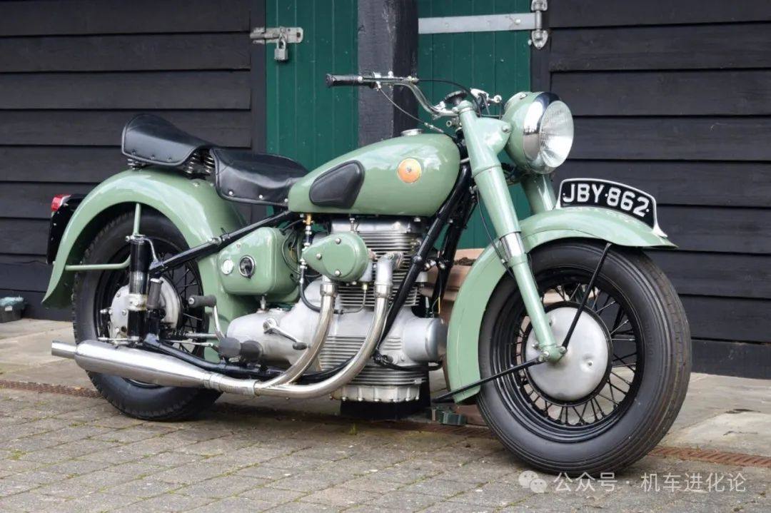 太经典了！难得的绅士摩托车：1950年Sunbeam S7 Deluxe