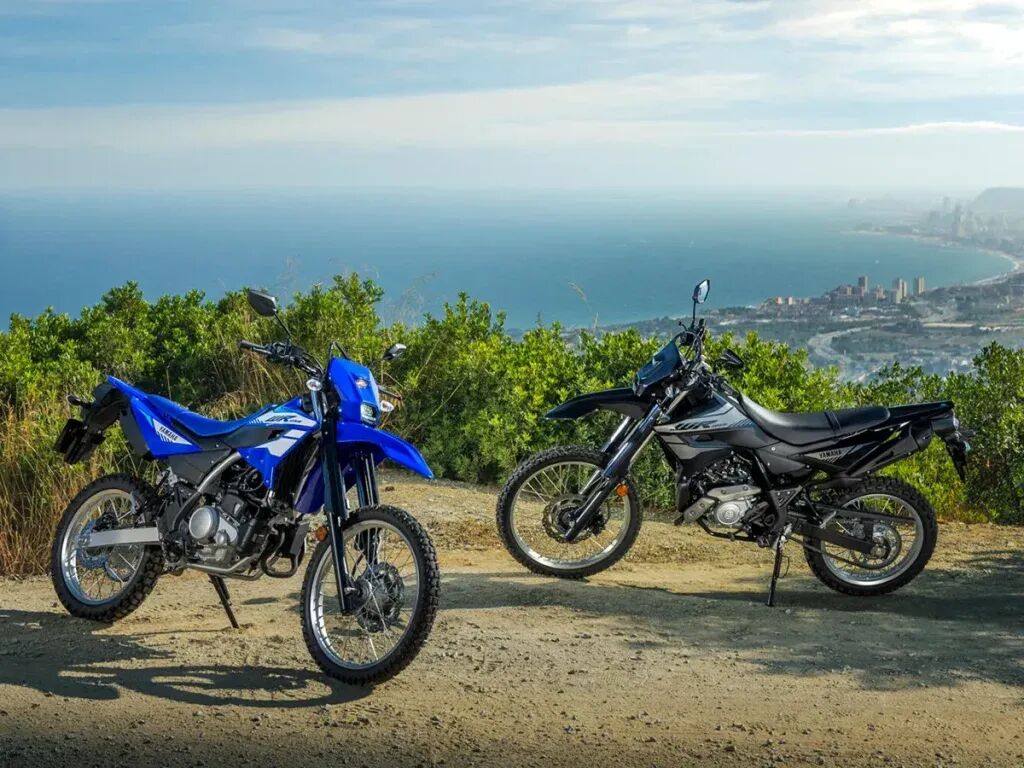 雅马哈WR125R大改款!换上全新纵向双眼头灯,造型更前卫