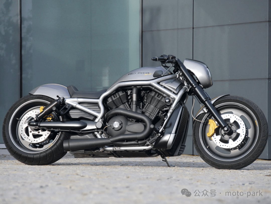 肌肉车:Harley-Davidson V-Rod改装