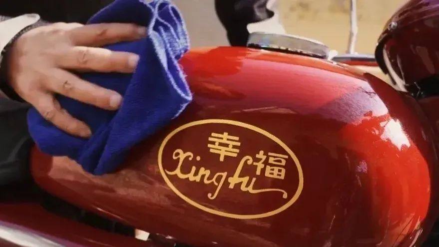 1995年的摩托车，不仅排量小价格还很贵，售价过万很普遍