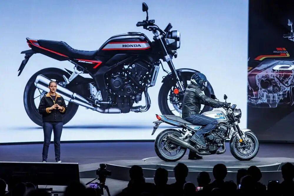 Honda CB1000F正式公布售价10万起与川崎Z900RS竞争