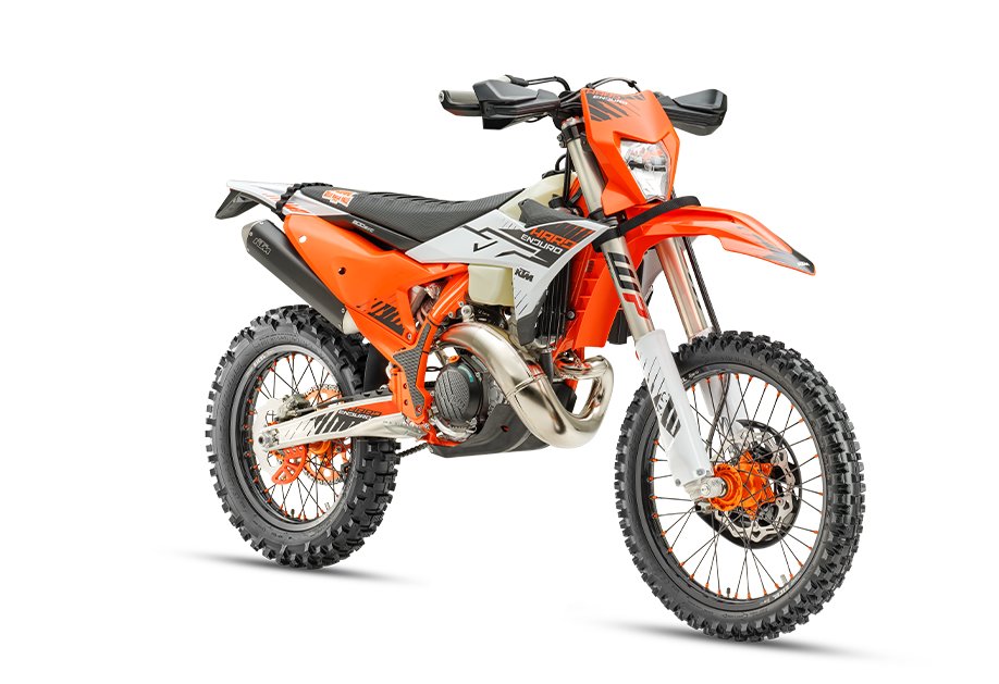 KTM发布2026款300 EXC Hardenduro,二冲程硬派越野车名字就很硬、减震升级