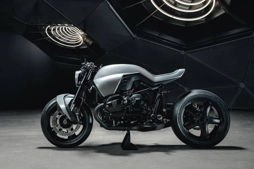 升空开壳:BMW R nineT