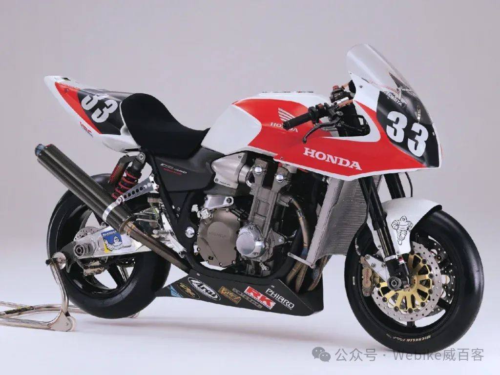 代表高性能的CB1300 Type R仅限量发售100台!CB荣耀将于2025年走入终点?